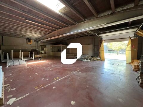   Locaux d'Activits - A LOUER - 2013 m non divisibles 