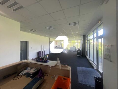   Locaux d'Activits - A LOUER - 730 m non divisibles 
