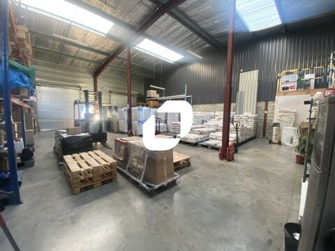Locaux d'Activités - A LOUER - 274 m² non divisibles 2100 33127 Saint jean d'illac