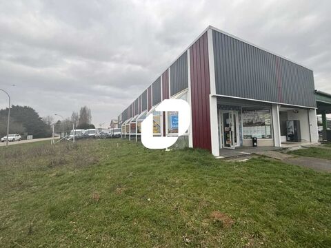 Locaux Commerciaux - A LOUER - 218 m² non divisibles 1432 91670 Angerville