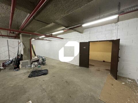 Entrepôts - A VENDRE - 83 m² non divisibles 79000 94600 Choisy le roi