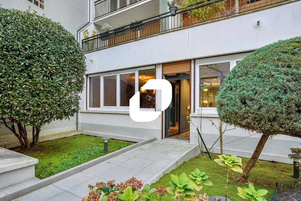   Terrasse et jardin privatifs. - 471 m non divisibles 