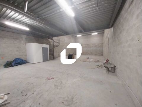 LOCAL NEUF PROCHE AUTOROUTE - 283 m² non divisibles 2335 78711 Mantes la ville