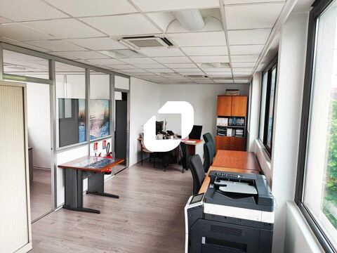 Bureaux - A LOUER - 235 m² divisibles à partir de 55 m² 4852 94340 Joinville le pont