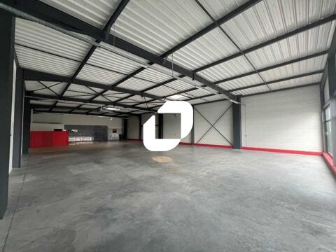 VITRINE - BONNE VISIBILITE - 583 m² non divisibles 3900 62217 Beaurains