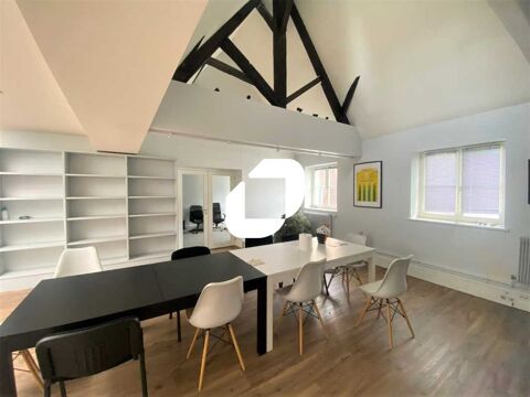   VOS BUREAUX DANS LE VIEUX LILLE - 651 m divisibles  partir de 213 m 