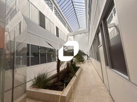 Entrepôts - A LOUER - 700 m² non divisibles 7000 95870 Bezons