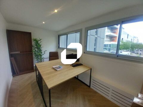 Bureaux - A LOUER - 15 m² non divisibles 650 92120 Montrouge