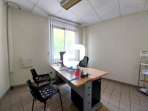   Locaux Commerciaux - A VENDRE - 270 m non divisibles 