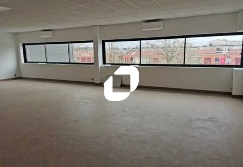 LOCAUX NEUFS ET CLIMATISES - 180 m² non divisibles 1800 78390 Bois d'arcy