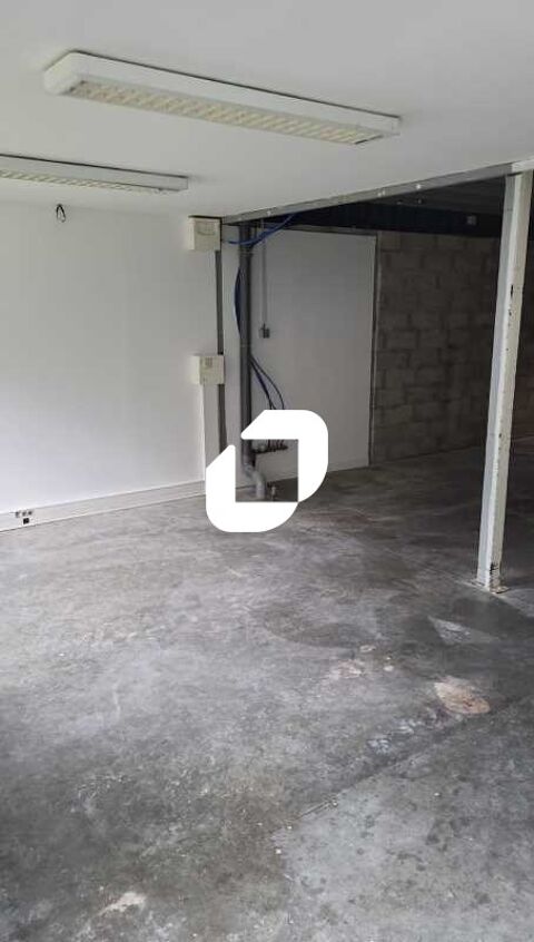   Locaux d'Activits - A VENDRE - 180 m non divisibles 