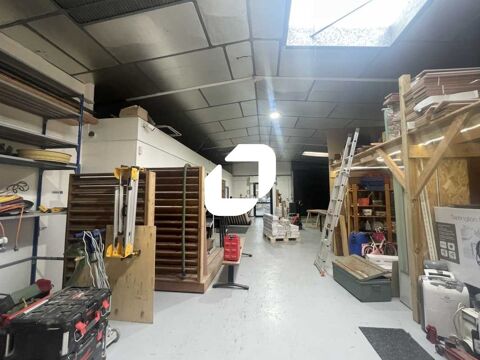 Locaux d'Activités - A LOUER - 220 m² non divisibles 1650 33520 Bruges