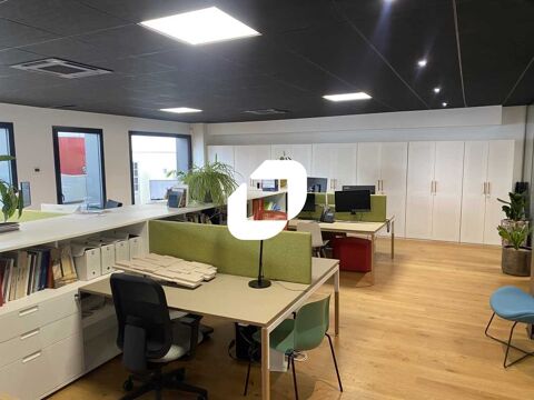 Bureaux - A LOUER - 425 m² divisibles à partir de 125 m² 6021 33130 Begles
