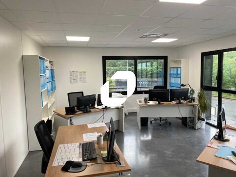 Bureaux - A LOUER - 74 m² non divisibles 1050 33370 Yvrac