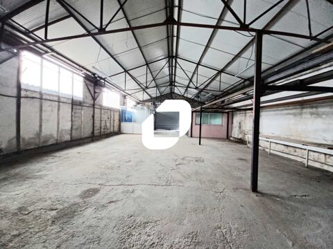   Locaux d'Activits - A VENDRE - 200 m non divisibles 