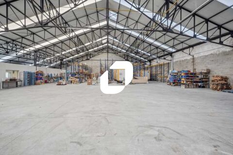 Entrepôts - A LOUER - 2 231 m² divisibles à partir de 616 m² 31922 92230 Gennevilliers