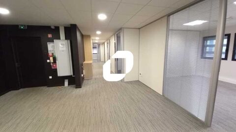 TOP EMPLACEMENT - 244 m² non divisibles 2643 59120 Loos