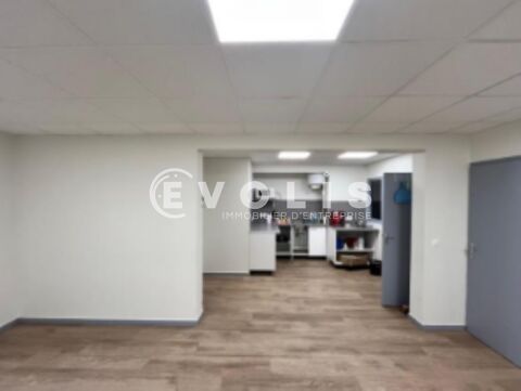   Bureaux - A LOUER - 523 m divisibles  partir de 15 m 