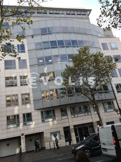 Bureaux - A LOUER - 792 m² divisibles à partir de 379 m² 32340 75017 Paris
