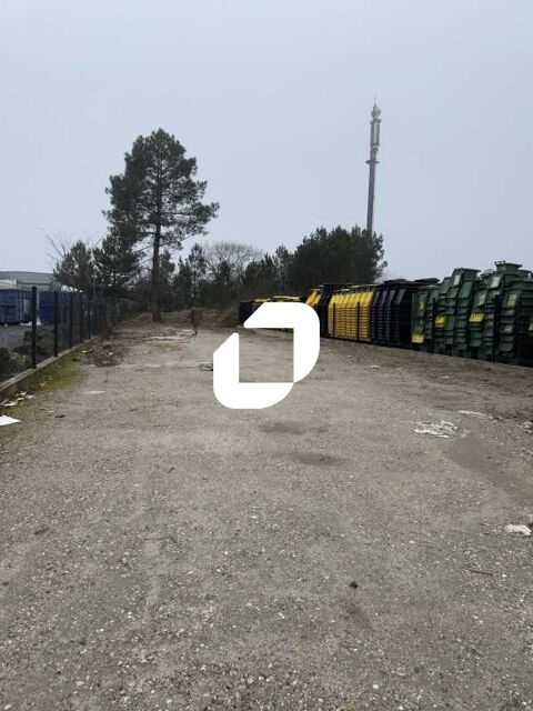 Terrain - A LOUER - 800 m² non divisibles 876 33610 Cestas