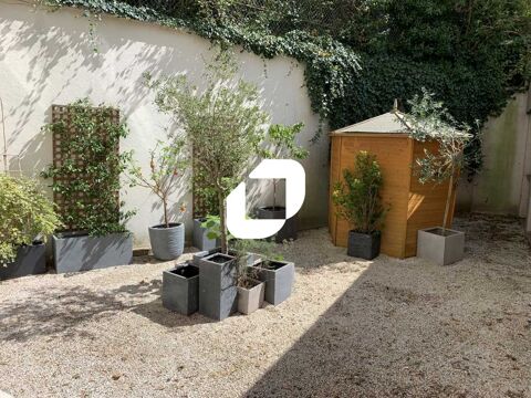   Terrasse et jardin privatifs. - 471 m non divisibles 