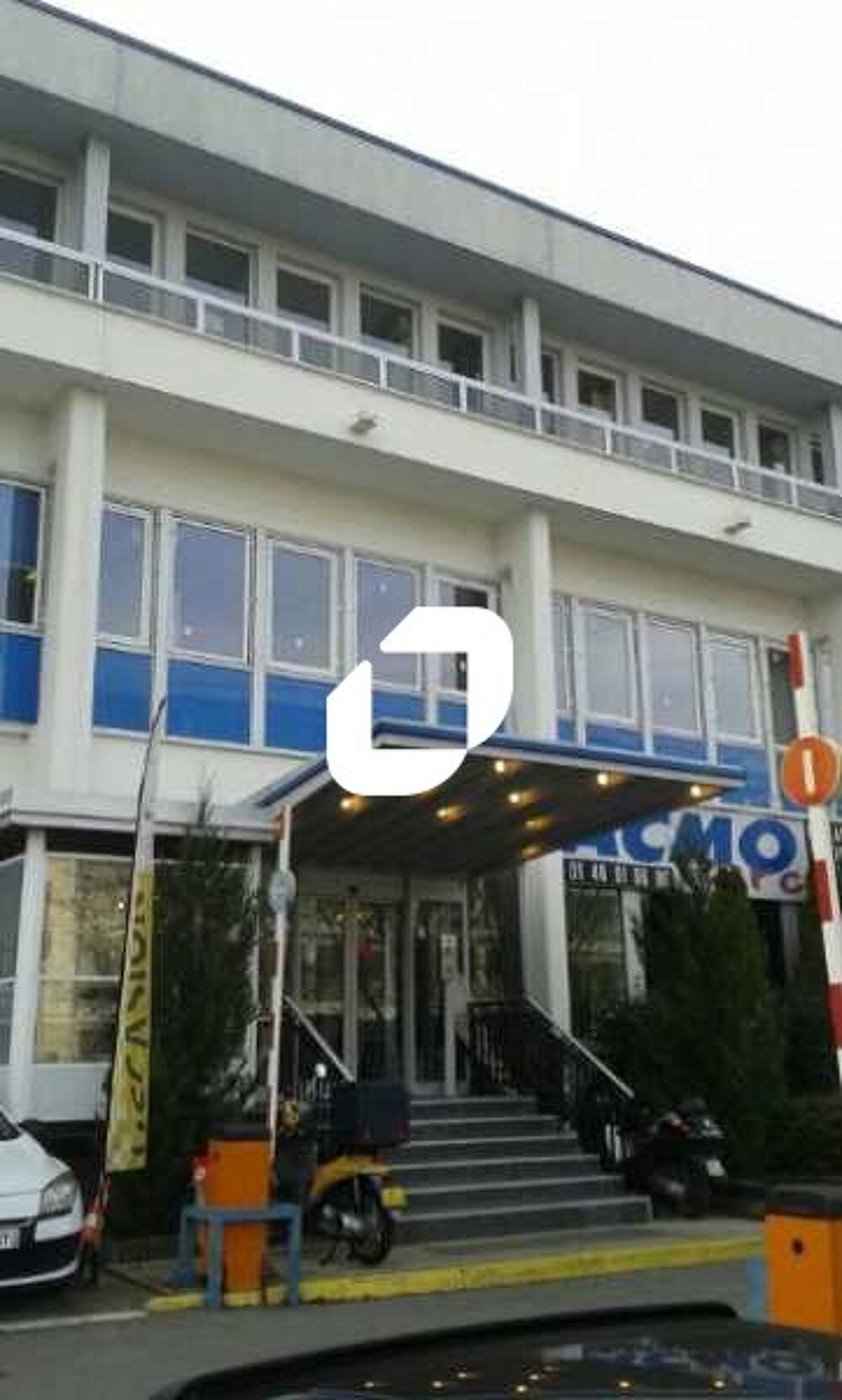   Locaux d'Activits - A LOUER - 250 m non divisibles 