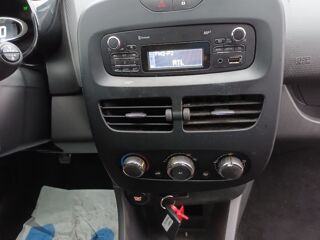 Clio IV Expression 1.2 16v 75 2015 occasion 35210 Ch&acirc;tillon-en-Vendelais
