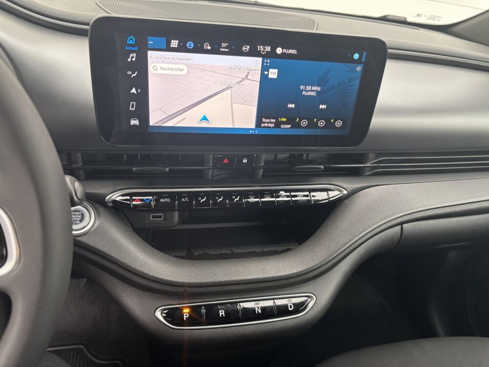 500 BEV 42KWH 2025 occasion 69330 Meyzieu