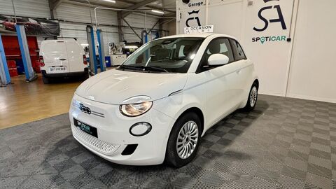 500 E 42kWh 2023 occasion 30220 Aigues-Mortes
