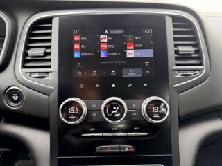 M&eacute;gane Business E-Tech hybride rech 160 -21N 2022 occasion 53210 Soulg&eacute;-sur-Ouette