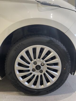 500 24kWh 2023 occasion 76360 Barentin