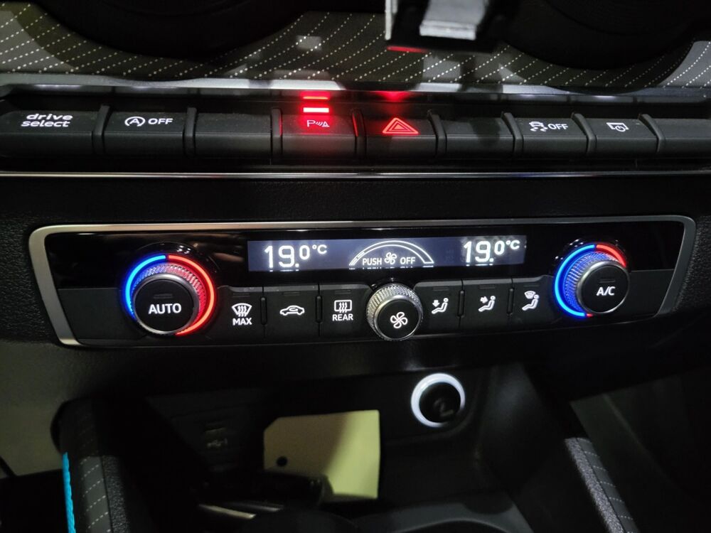 Q2 1.4 TFSI COD 150 S Tronic Design Luxe 2017 occasion 93600 Aulnay-sous-Bois