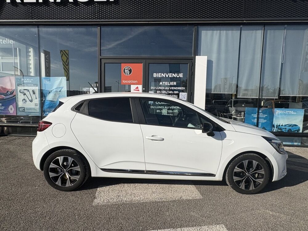 Clio Evolution r&eacute;versible E-Tech full hyb 145 2023 occasion 30610 Sauve
