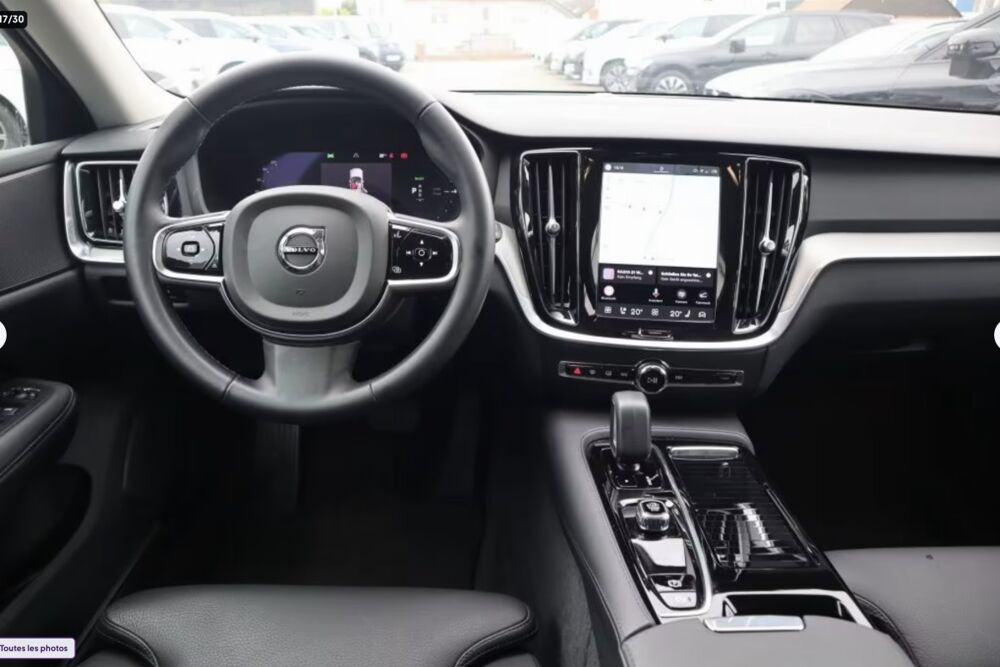 V60 Recharge T6 398 ch Plus Dark - Attelage - Autres mod&egrave;les dis 2023 occasion 69007 Lyon