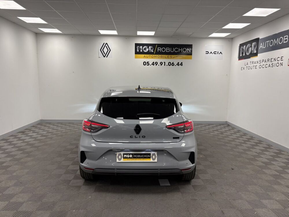 Clio Esprit Alpine E-Tech full hybrid 145 2023 occasion 86500 Montmorillon
