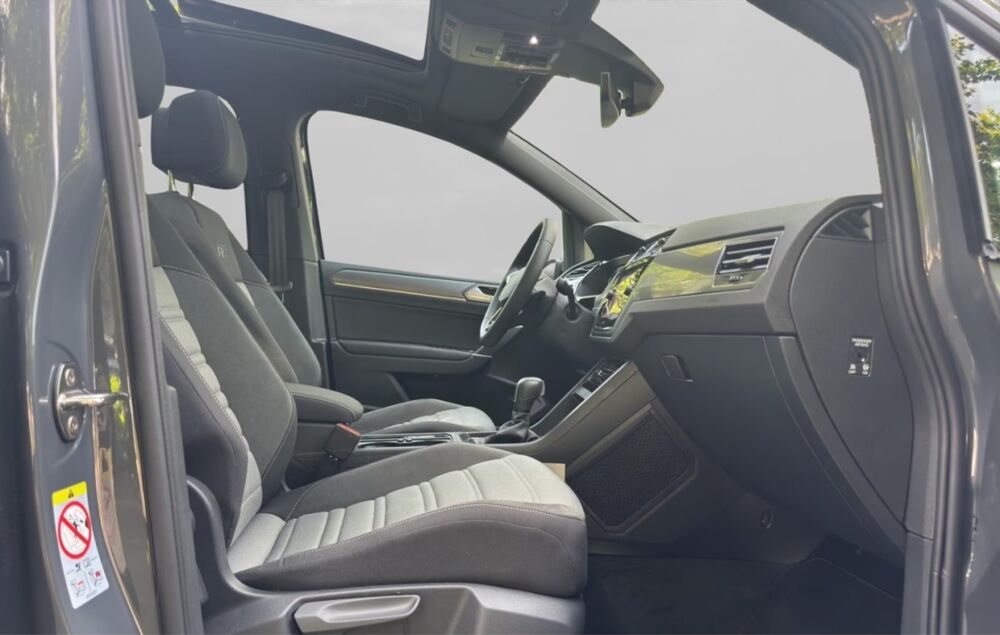 Touran 2.0 TDI R Line 7P 150 ch Pack Voyage Toit ouvrant Autres mod 2025 occasion 69007 Lyon