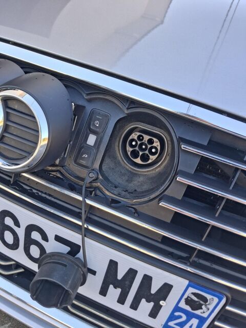A3 40 e-tron S TRONIC DESIGN LUXE 2020 occasion 38300 Saint-Savin