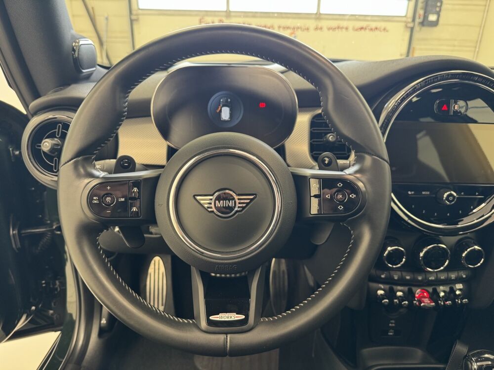 MINI COUPE John Cooper Works Premium Plus 231 BVA8 2024 occasion 76360 Barentin