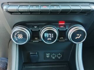Captur techno fast track E-Tech full hybrid 145 2023 occasion 42240 Unieux