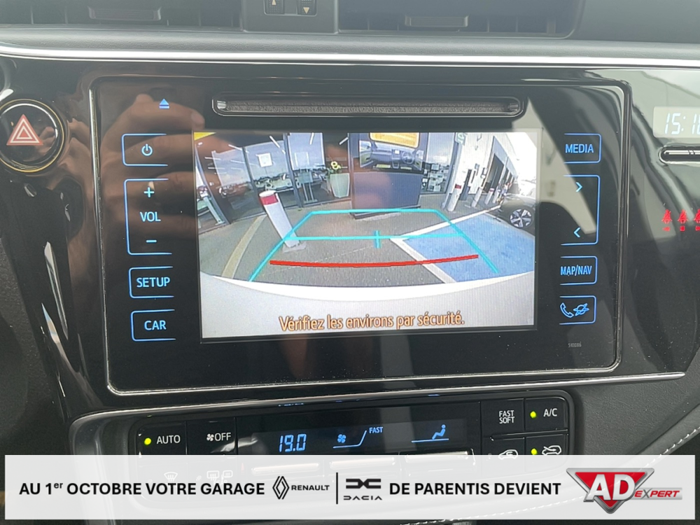 Auris 1.2T Dynamic (new2015) 5 portes (mai 2015) (co2 112) 2015 occasion 40160 Parentis-en-Born