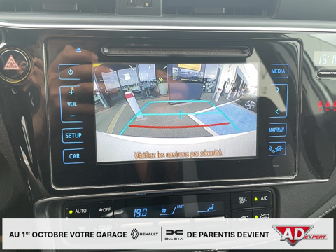 Auris 1.2T Dynamic (new2015) 5 portes (mai 2015) (co2 112) 2015 occasion 40160 Parentis-en-Born