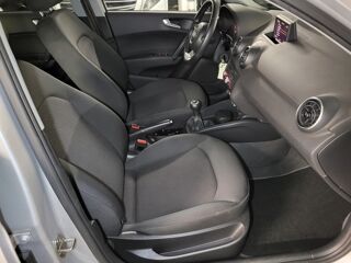 A1 1.6 TDI 105 AMBIENTE 2013 occasion 93600 Aulnay-sous-Bois