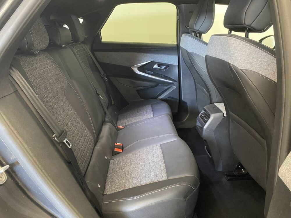 3008 1.2 HYBRID 136 E-DCS6 ALLURE 2025 occasion 38550 Saint-Maurice-l'Exil