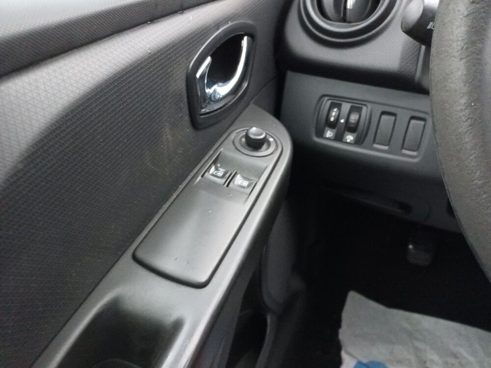 Clio IV Expression 1.2 16v 75 2015 occasion 35210 Ch&acirc;tillon-en-Vendelais
