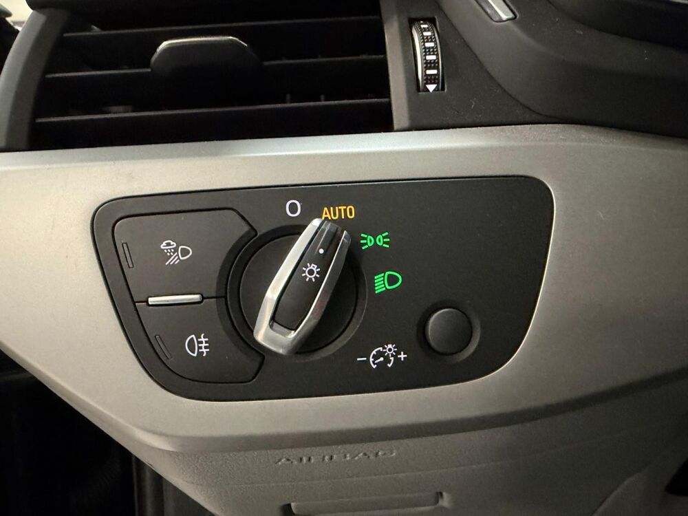 A4 35 TFSI 150 S tronic S Line 2025 occasion 63360 Gerzat