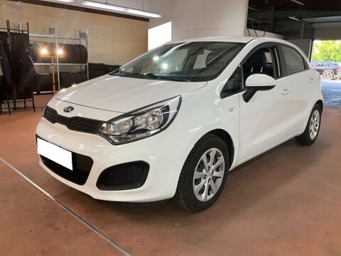 Rio 1.1 CRDI 75ch ISG Active 2014 occasion 35210 Ch&acirc;tillon-en-Vendelais