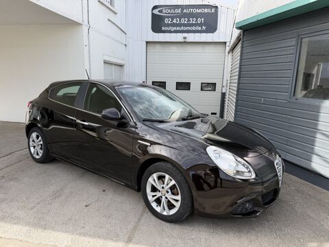 Annonce voiture Alfa Romeo Giulietta 10980 €