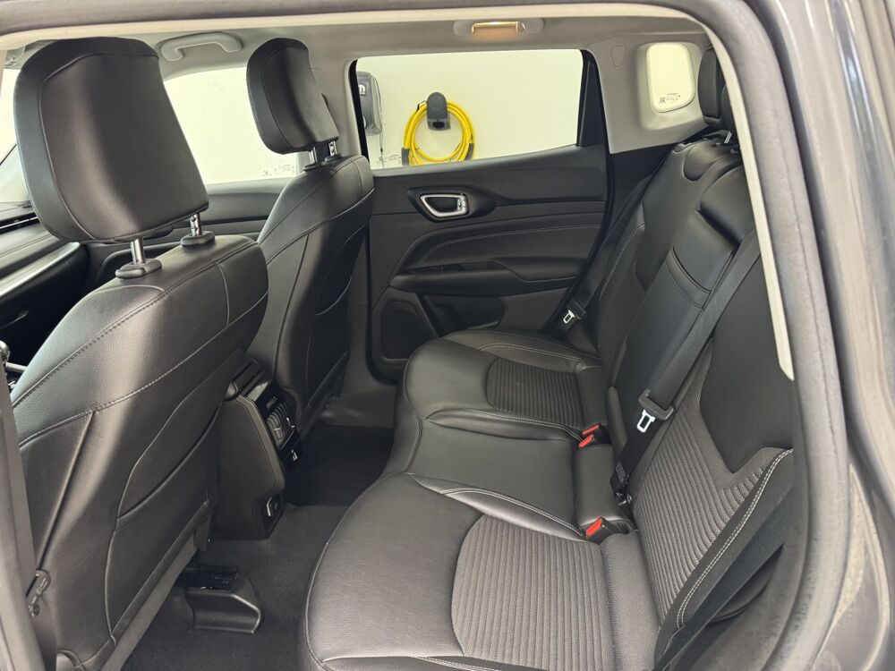 Compass 1.6 MJET 130 LIMITED 2023 occasion 76360 Barentin