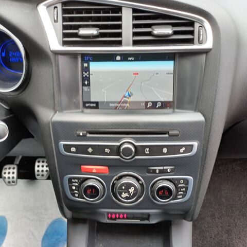 DS4 BlueHDi 120 BVM6 Chic 2016 occasion 35210 Ch&acirc;tillon-en-Vendelais
