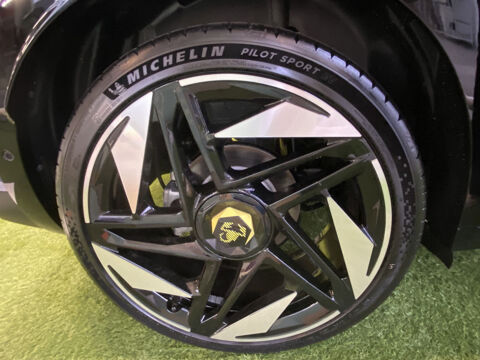 600 E Electrique 54 kWh Scorpionissima 2025 occasion 76360 Barentin